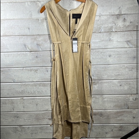 BCBGMAXAZRIA
Gaia Faux-Suede Long Vest - Picture 4 of 11